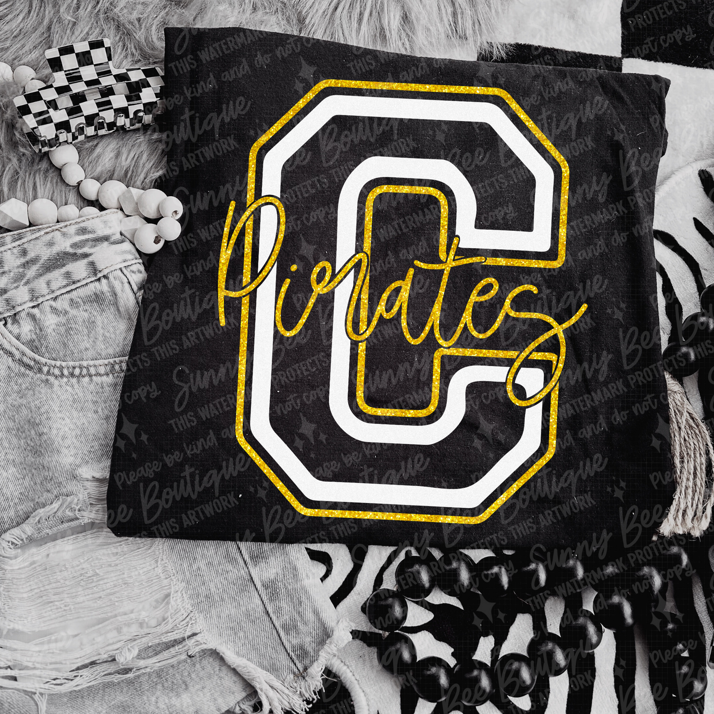 C Pirates Outline T-Shirt