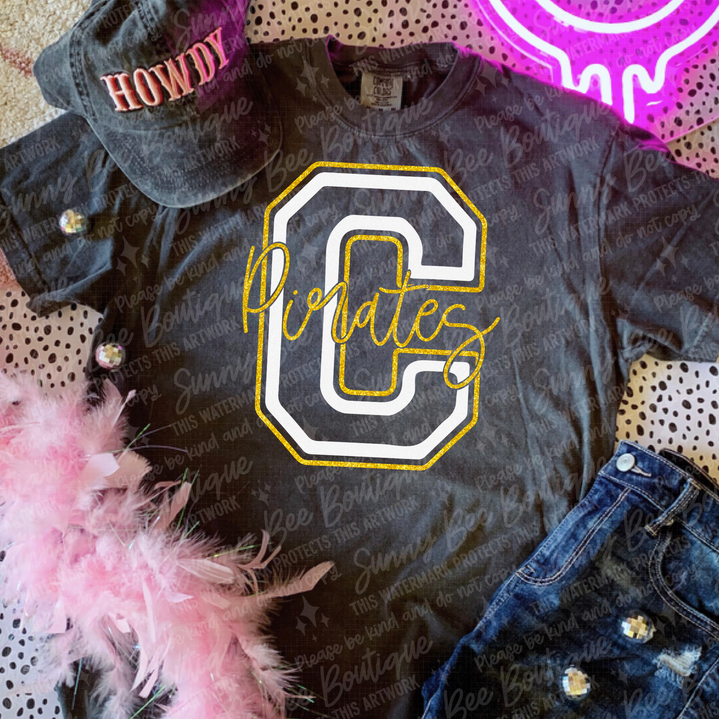 C Pirates Outline T-Shirt