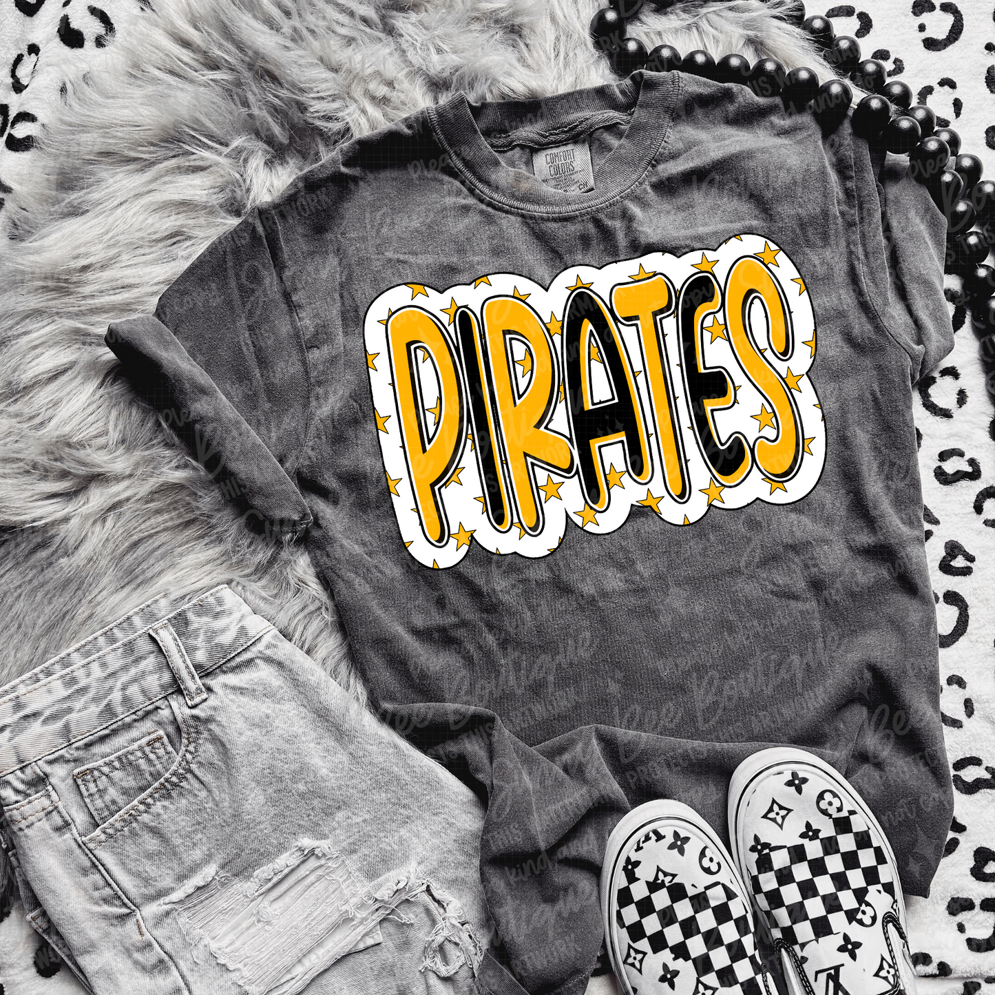 Pirates Stars Outline T-Shirt